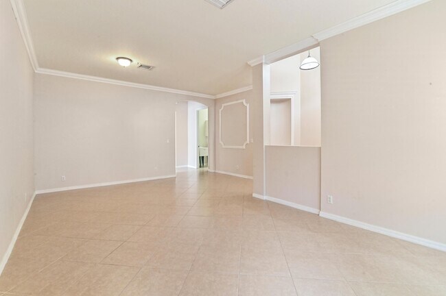 Photo - 7073 Via Leonardo