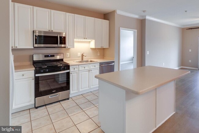 Building Photo - 9480 Virginia Center Blvd Unit 308