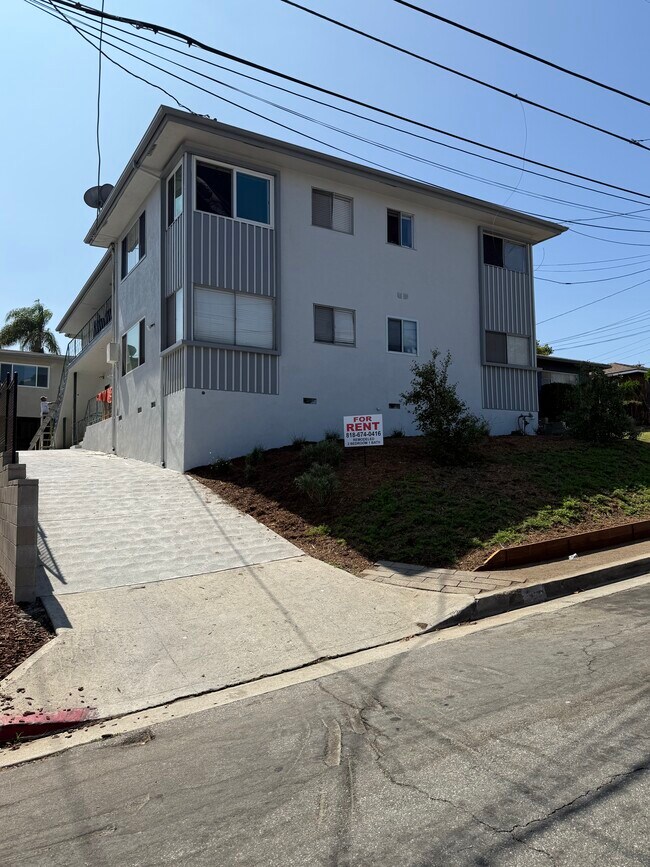 Building Photo - 710 Cory Dr Rental