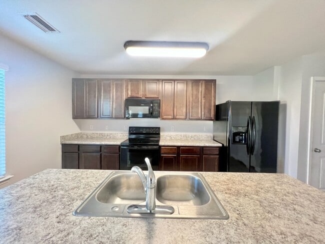 Photo - 4703 Windsor Park Ln