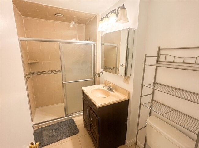 Photo - 175 Coleman St Unit 2