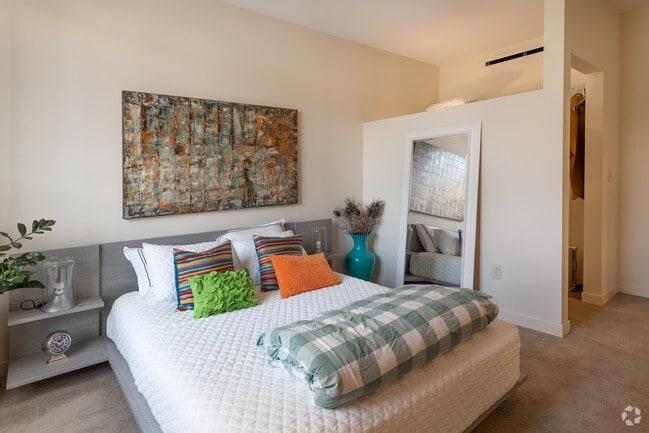 The Bowie: 1BD 1 BA 802 sq ft