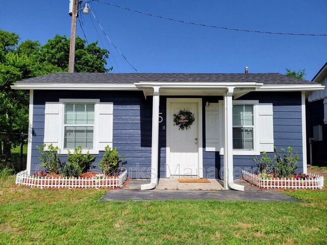 Building Photo - 1901 TX-276