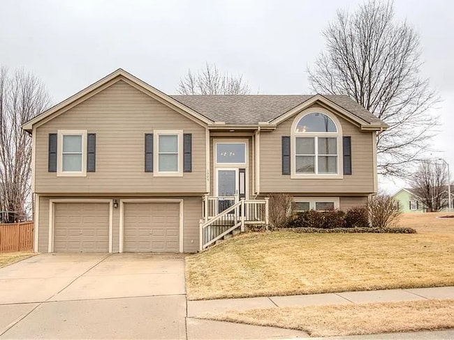 Photo - 1305 NE 105th Terrace House