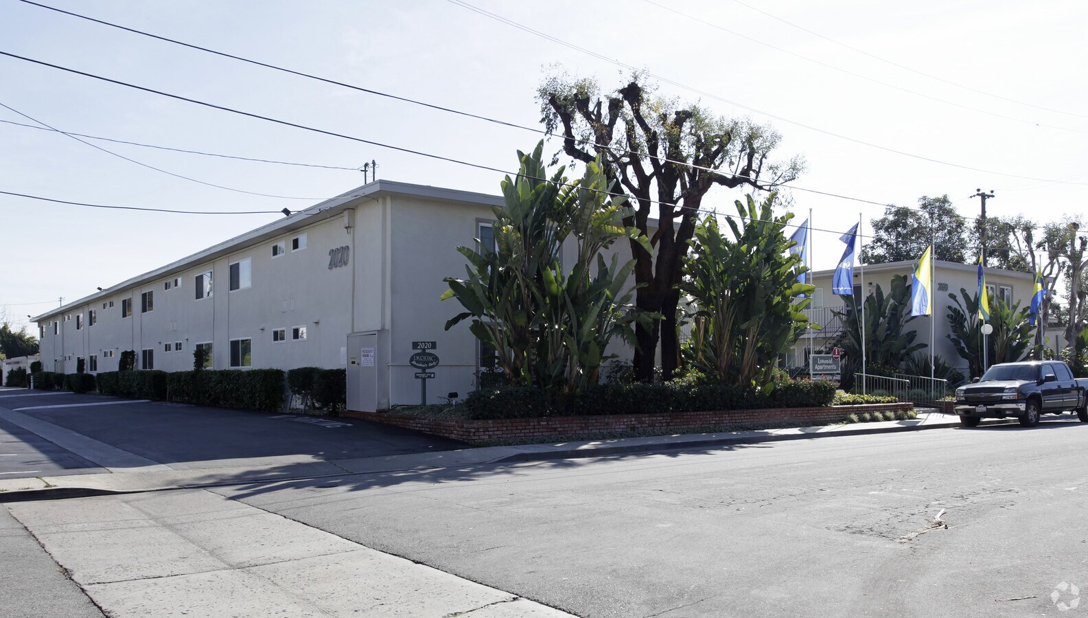 Leeward Apartments - Leeward Apartments