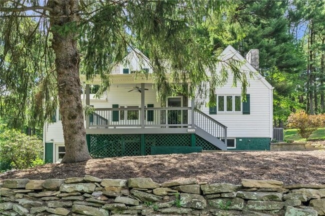 Photo - 116 Purvis Ln