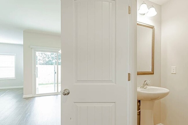 Photo - 113 Sweet Almond Ct