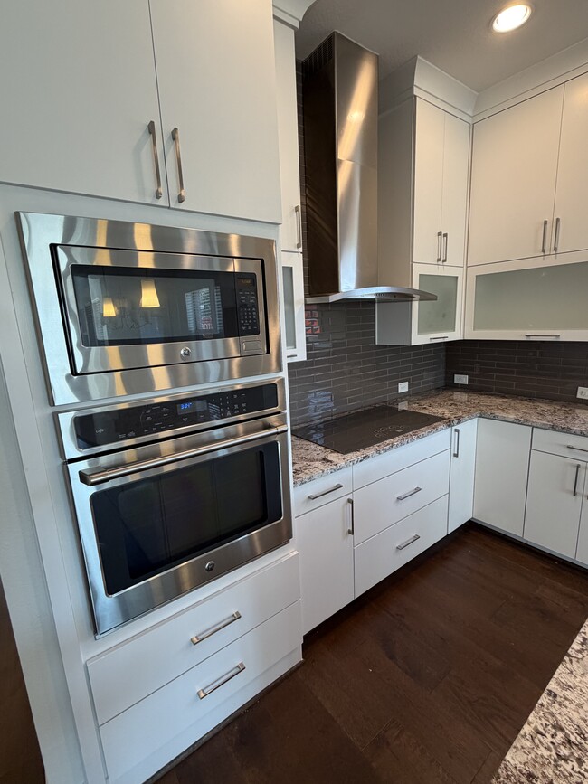 Photo - 1115 Sunset Ln