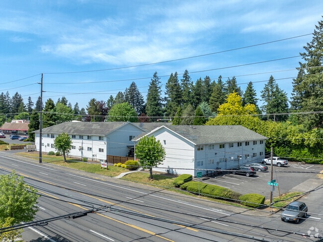Exterior - Glen East Apartments