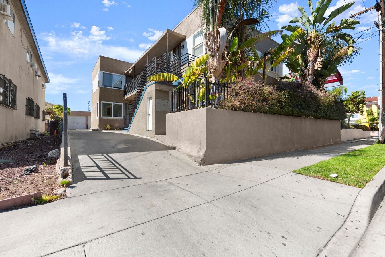 Photo - 1 BED 1 BATH IN LOS ANGELES!!! Apartments