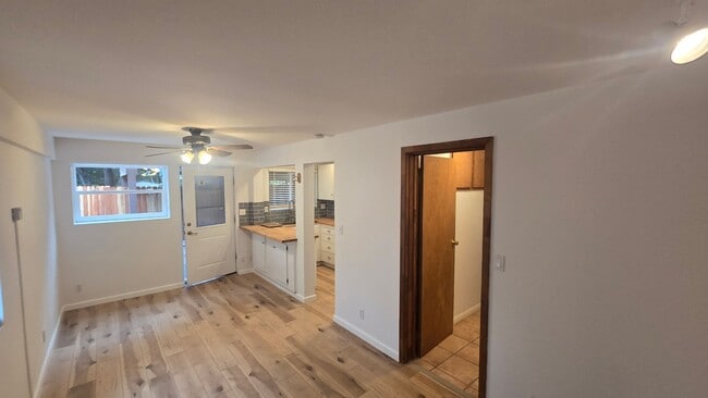 Photo - 1 Bedroom Walking Distance to Downtown and...