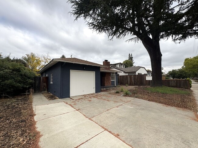 Photo - Charming 3-Bedroom Home on Embarcadero Road