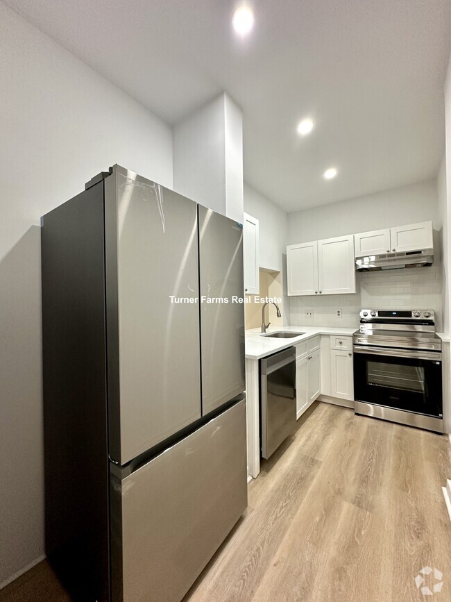 Building Photo - 448 Park Dr Unit 22 Rental