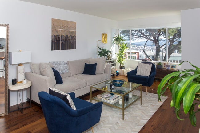 Building Photo - 85 Ora Way Unit E106