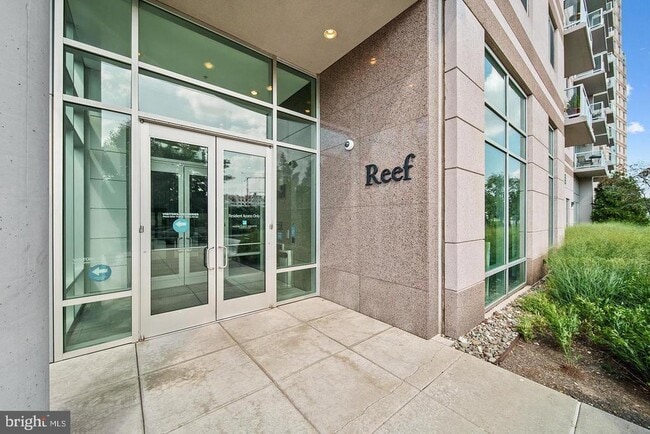 Building Photo - 901 N Penn St Unit F1206