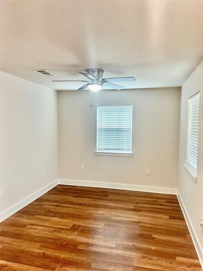 Building Photo - 24325 W Terrace Dr