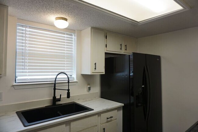 Photo - 2/2 Townhome close to NAS Jax. No Additional Fees