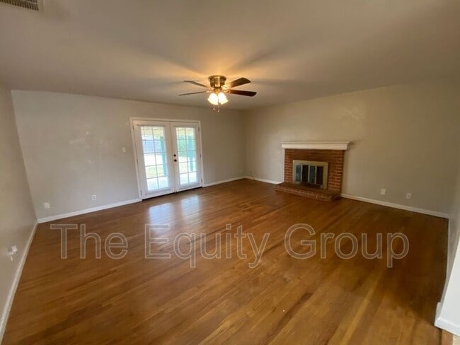 Photo - 4327 W School Ave