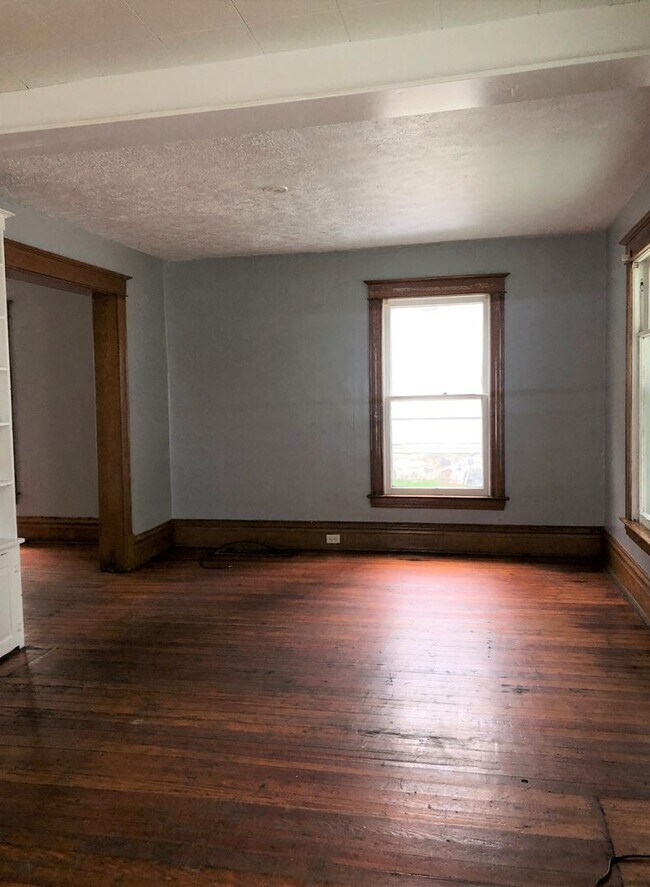 Photo - 416 Bellevue Pl