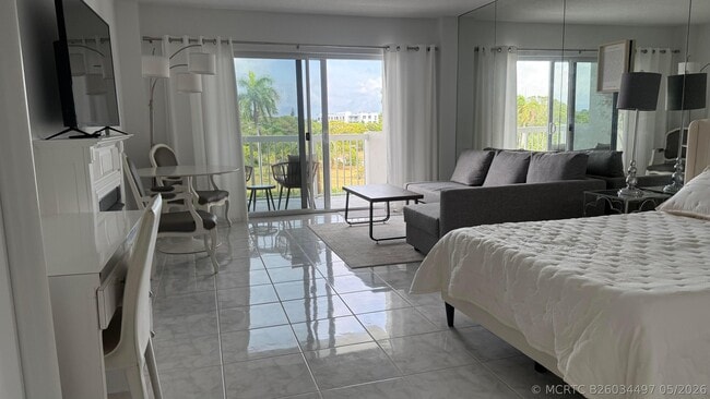 Building Photo - 2600 N Flagler Dr Unit 413