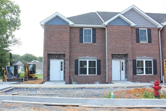 Building Photo - Townhouse for Rent in Cedar Point
