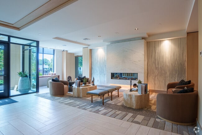 Photo - Hanover Stoneham