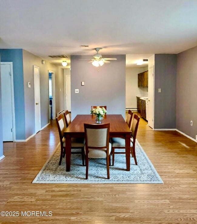 Photo - 141 Cross Slope Ct