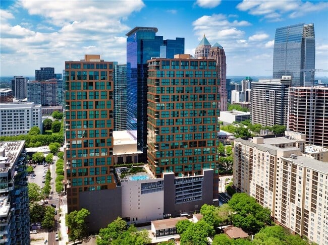 Building Photo - 1081 Juniper St NE Unit S2C