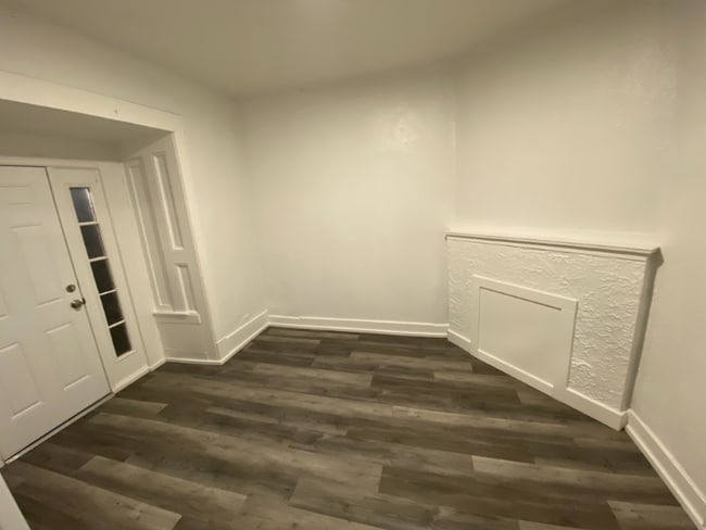 Photo - 635 23rd St Unit #3