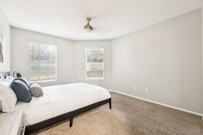 3784 University Dr NW Unit SI FL2-ID1613218P