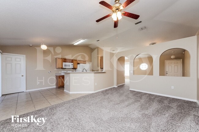 Photo - 917 Delano Ct