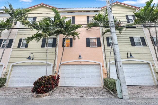 150 NE 6th Ave