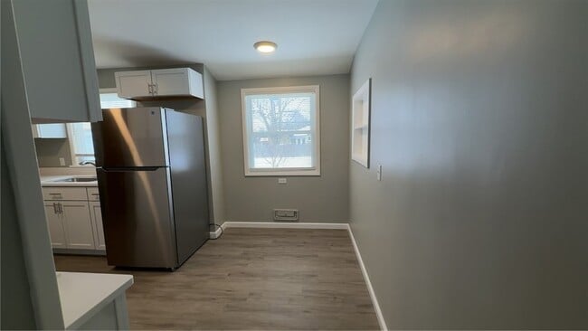 Photo - 198 Skycrest Dr