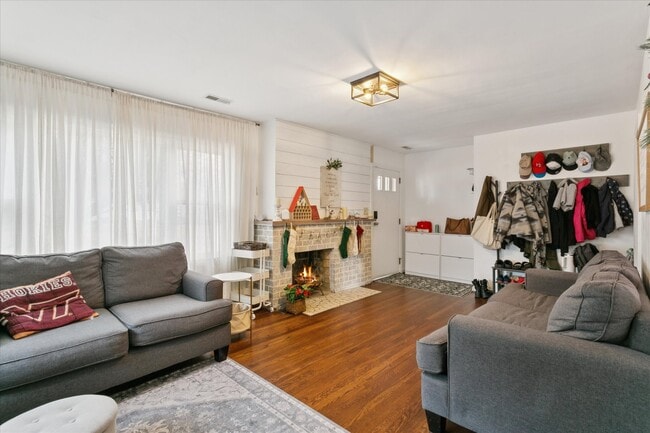 Photo - 18 S Greenfield Ave