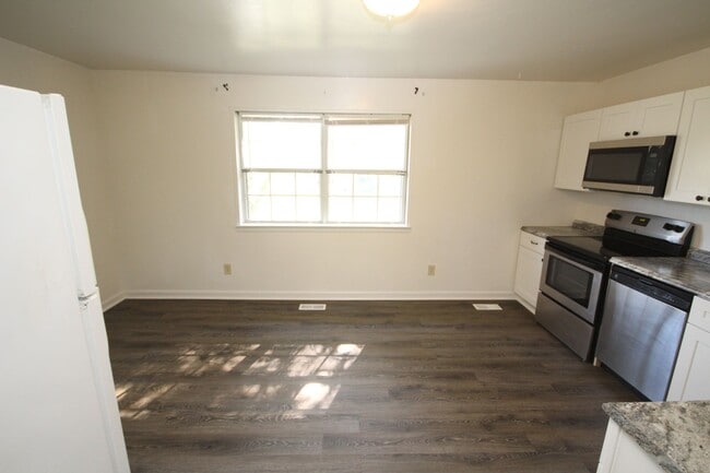 Photo - 1473 Charlestown Dr