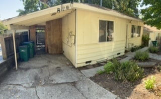 Photo - 307 E Maryland Dr