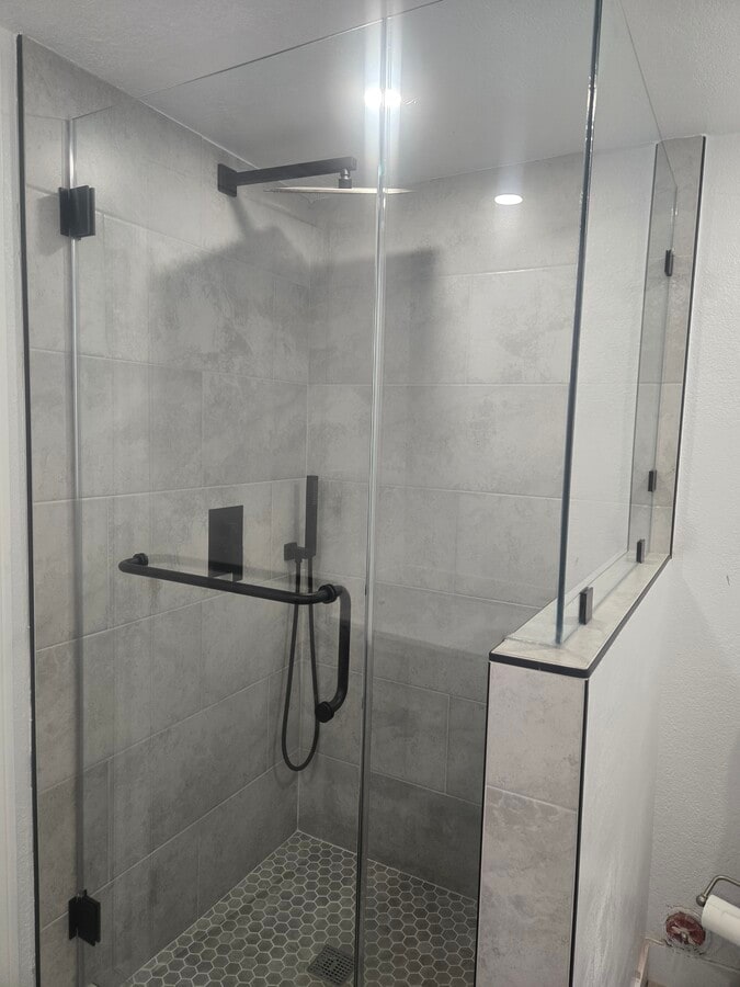 Photo - 1702 Brown St