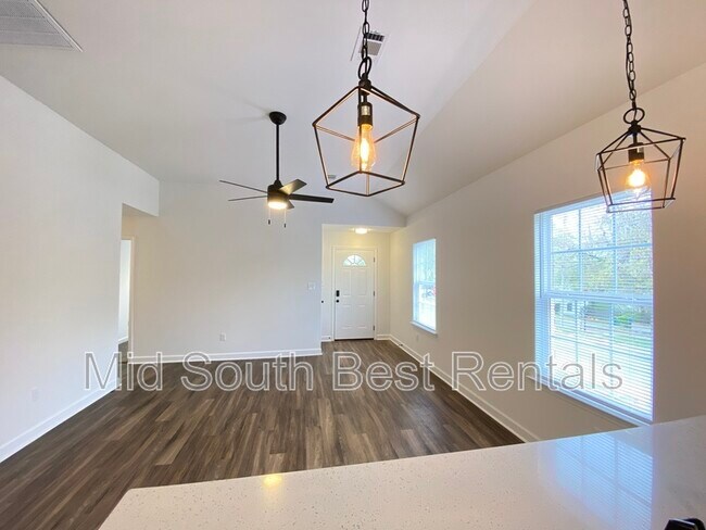 Photo - 2101 S Ringo St