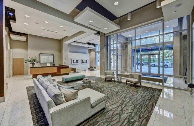 Photo - 210 N Church St Unit 2214