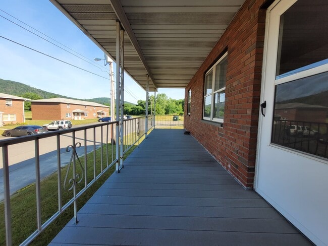 Building Photo - 266 Hinkley Dr Unit 3