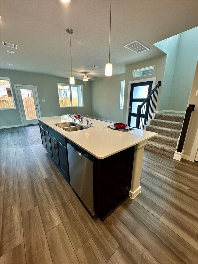 Photo - 3121 Moontide Ln