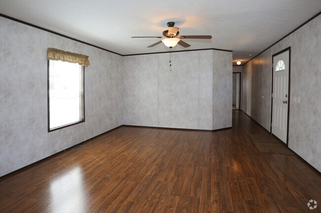 Living Room - Woodland Manor