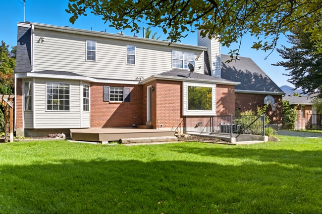 Photo - 342 S Palisade Dr