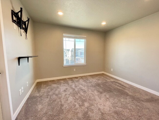 Photo - 12038 El Capitan Ln