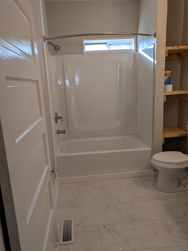 Photo - 1403 Beechwood Ave