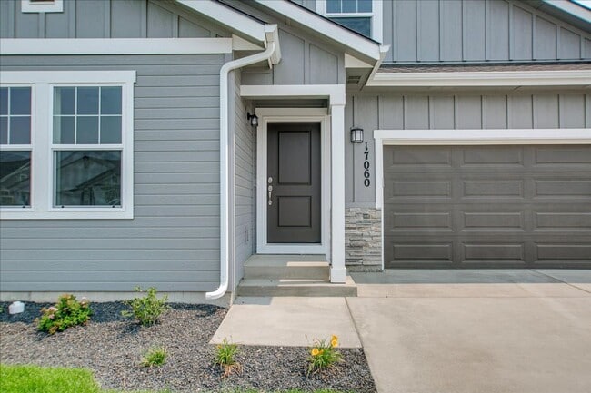 Photo - Beautiful 5 Bedroom Home in Nampa, Great Location!