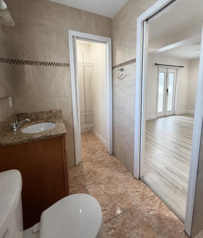 Photo - 4406 Elderberry Dr Unit A