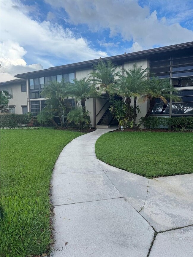 Building Photo - 9620 W McNab Rd Unit 105 Rental