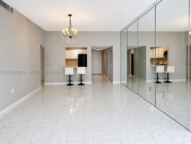 Photo - 20505 E Country Club Dr Unit 138