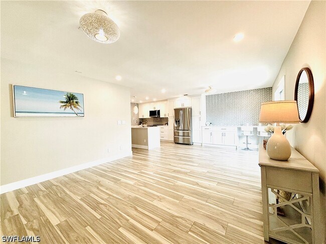 Photo - 1455 Curlew Ave Unit 1